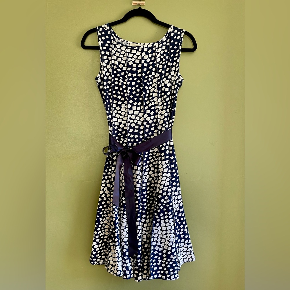 Navy and White Geometric Dress with Ribbon